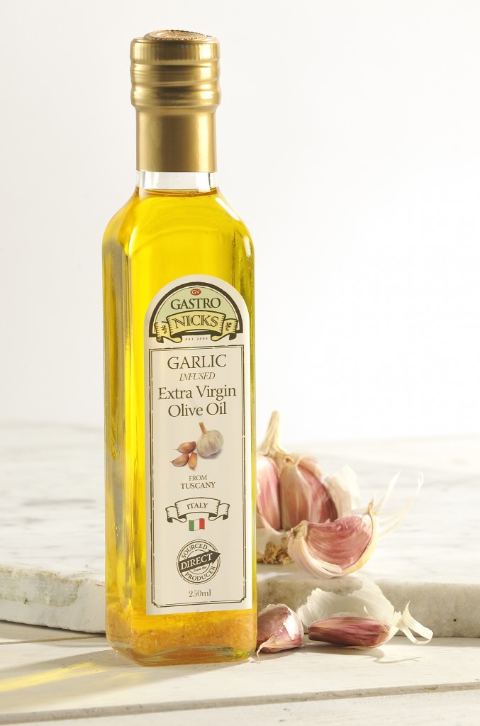 Garlic Infused Olive Oil - Gastro Nicks